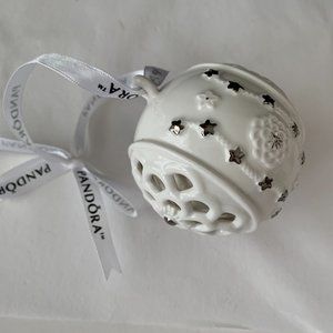 Pandora 2011 Christmas Snow Ball Ceramic Annual Limited Edition Ornament